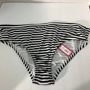 Women’s 14W black and white stripe bikini bottoms